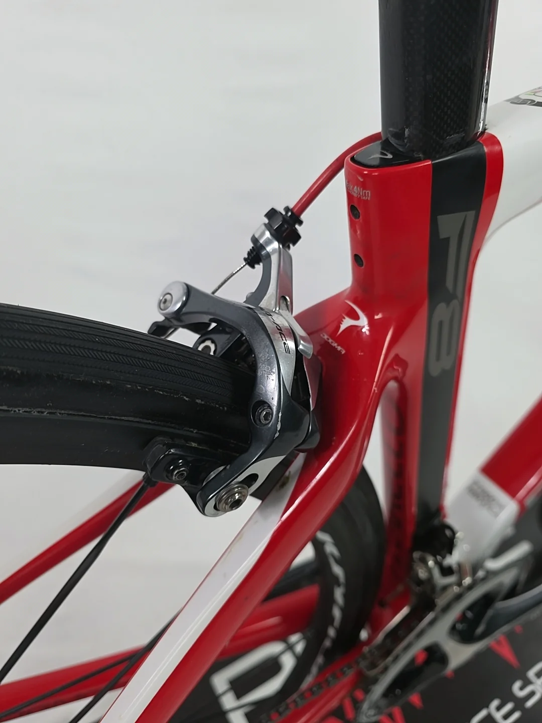 Pinarello Dogma F8 Dura Ace mechanical Rim Brake Size 42 (2016) Pre Owned Bike - Image 10