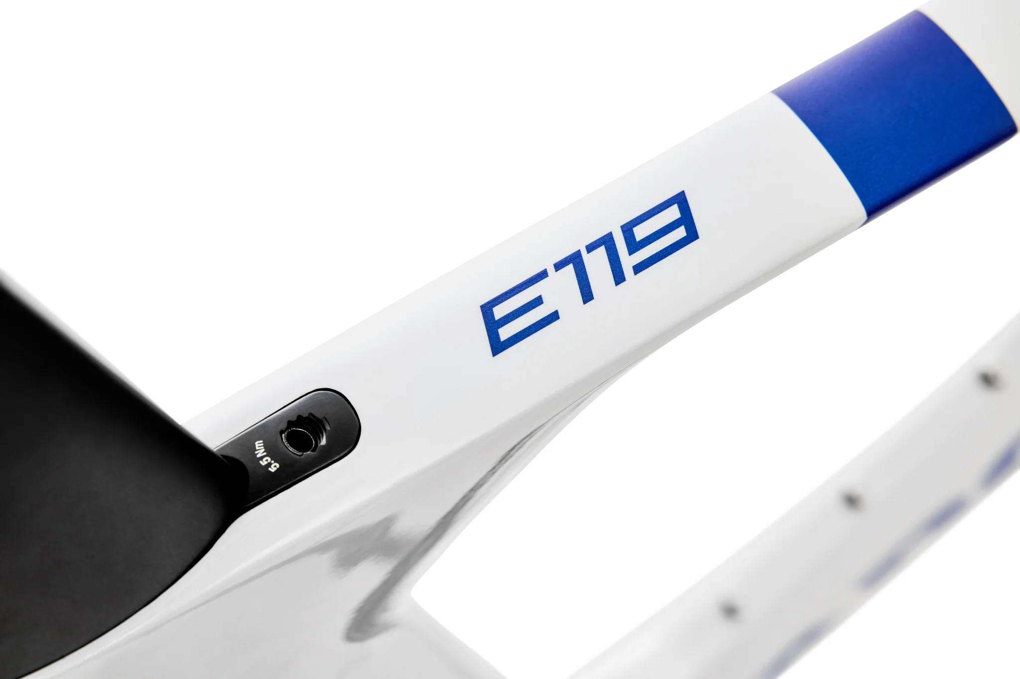 E 119 TRI Frame Set - Image 3