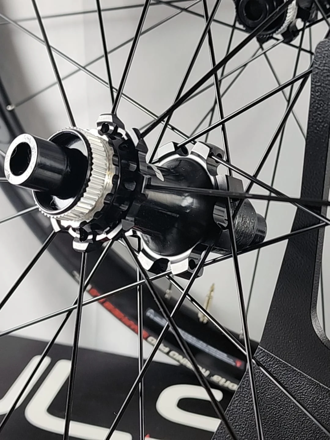 Vision Team 35 Aluminum Disc Brake Wheelset New - Image 5